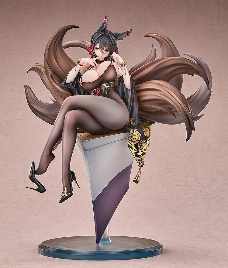 Azur Lane Oumi 1/7 Scale Figure by Good Smile Arts Shanghai - official product image 2