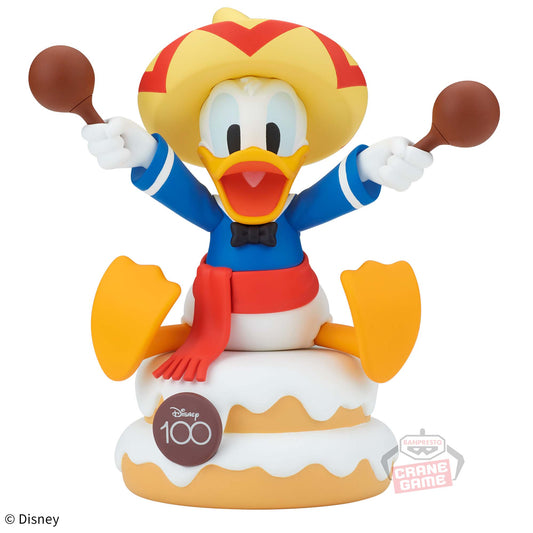 Banpresto Crane Game Disney Donald Duck Disney 100th Anniversary Soft Vinyl Figure main product photo