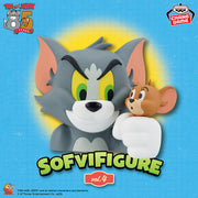 Banpresto Crane Game Tom and Jerry Tom Holding Jerry Soft Vinyl Figure main product photo