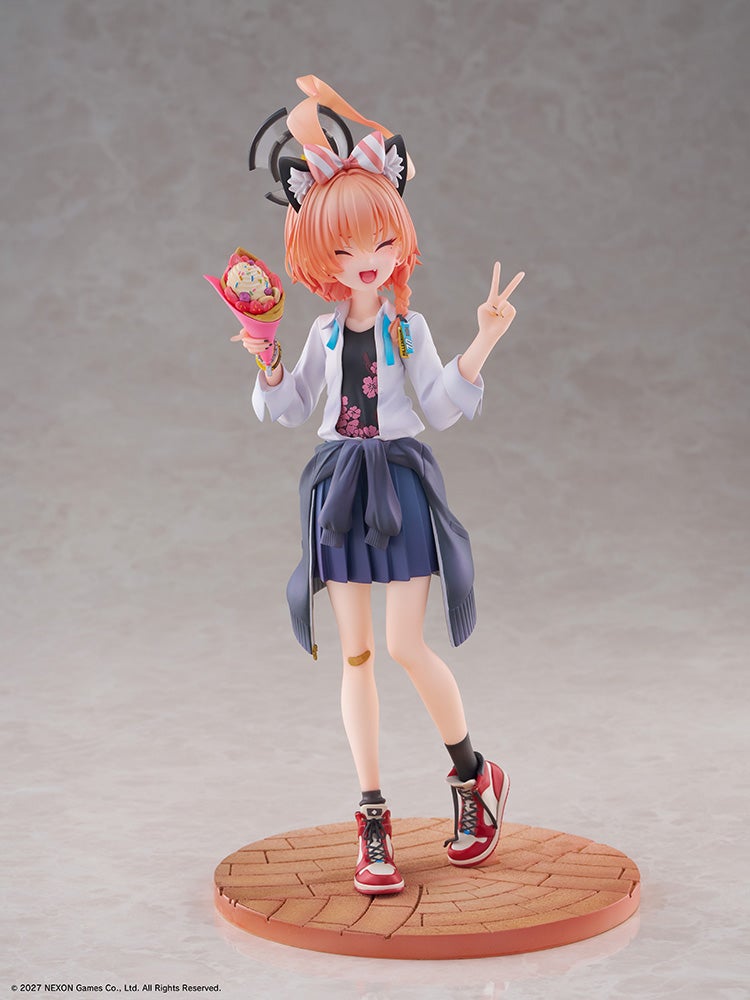 Blue Archive Neru School Uniform Memorial Lobby Ver. 1/7 Complete Figure - product view 3