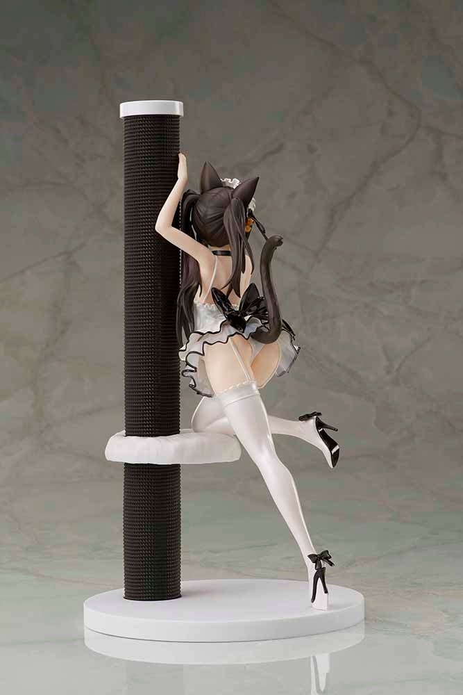 Date A Live III Kurumi Tokisaki White Cat Ver. 1/7 Scale Figure - product view 5