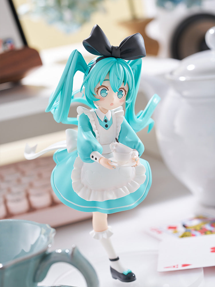 Desktop Fairy Hatsune Miku Alice in Wonderland Ver. official FuRyu product image