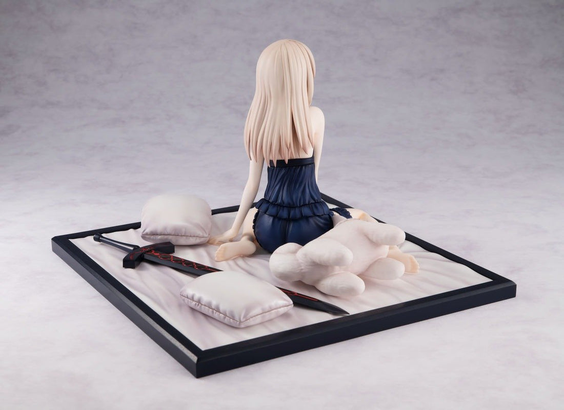 Fate/stay night Heaven's Feel Saber Alter Babydoll Ver. 1/7 Scale Figure - product view 4