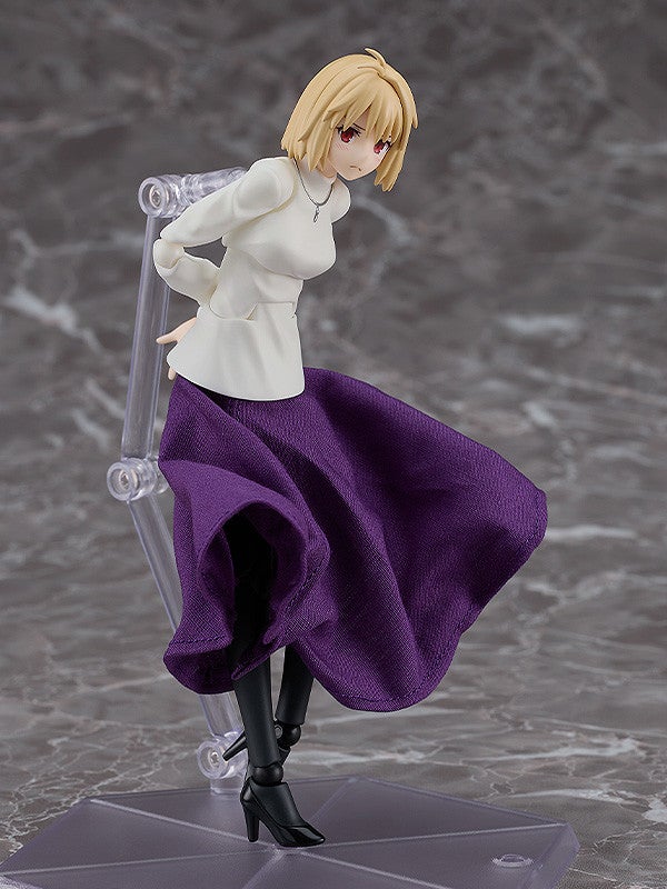 figma 612-DX Tsukihime: A Piece of Blue Glass Moon Arcueid Brunestud DX Edition Action Figure official product photo by Max Factory