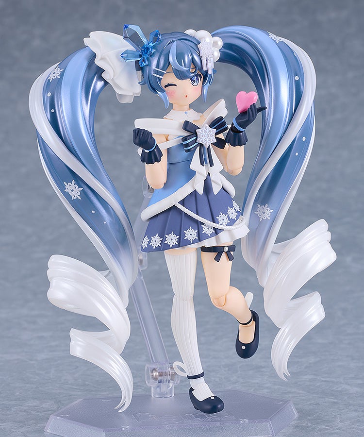 figma 669 Character Vocal Series 01: Hatsune Miku Snow Miku Crystal Snow Ver. Action Figure official product photo by Good Smile Company