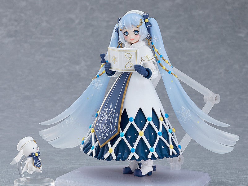 figma EX-064 Character Vocal Series 01: Hatsune Miku Snow Miku: Glowing Snow Ver. Action Figure official product photo by Max Factory