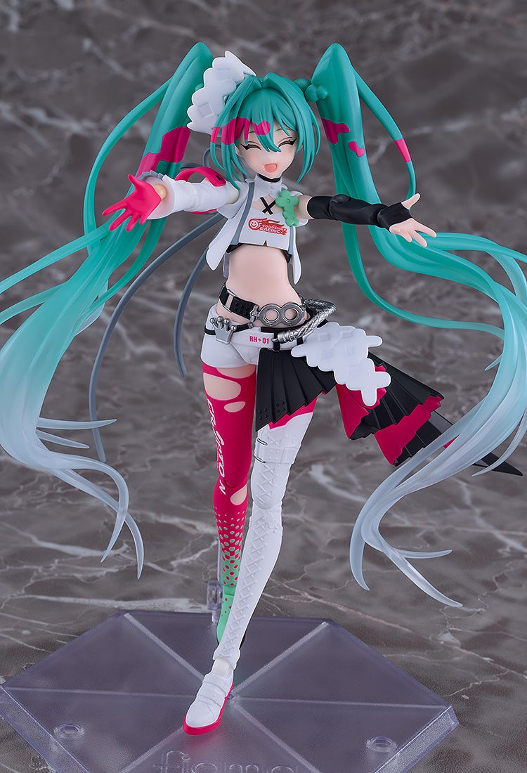 figma SP-174 Character Vocal Series 01: Hatsune Miku Racing Miku 2025 Ver. Action Figure official product photo by GOODSMILE RACING