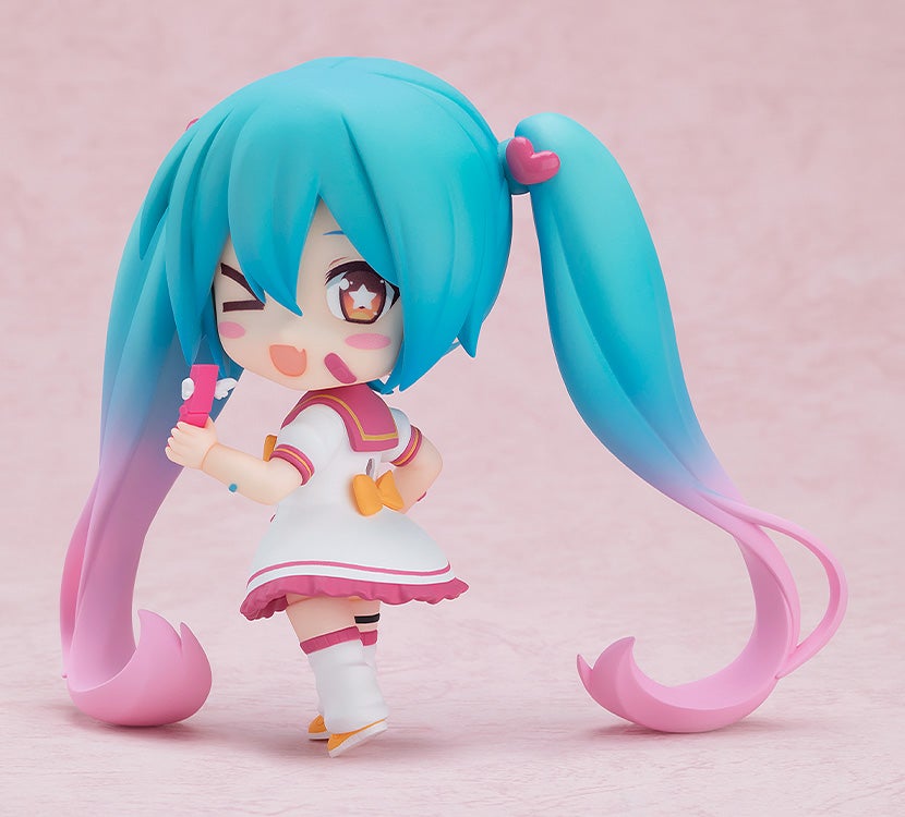Good Smile Company Nendoroid Hatsune Miku M@GICAL CURE LOVE SHOT Ver. Figure official product image