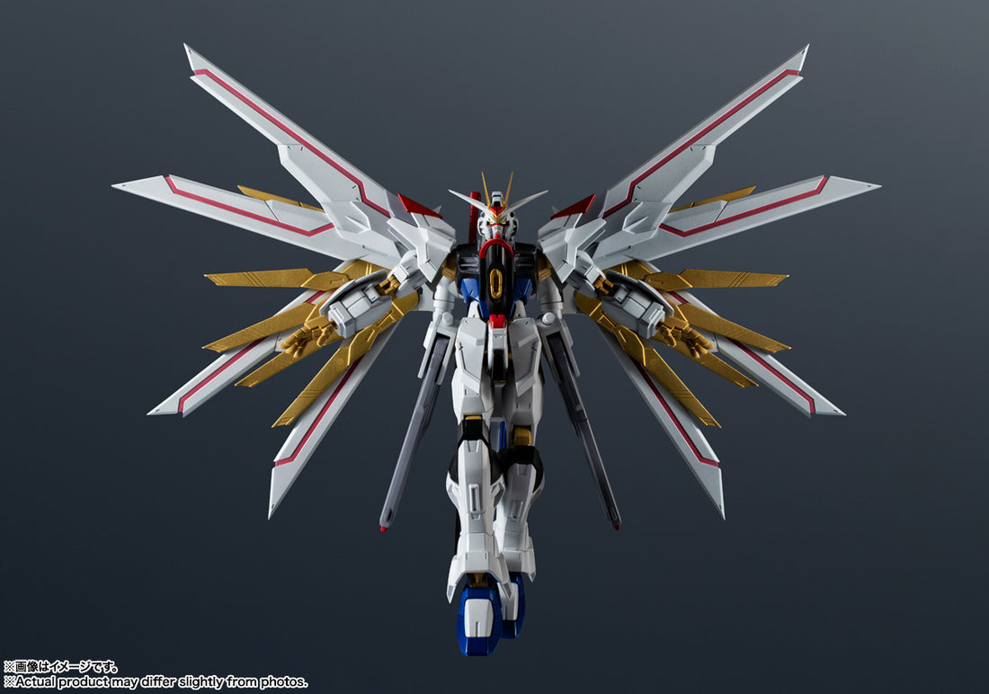 BANDAI SPIRITS Gundam Universe ZGMF/A-262PD-P Mighty Strike Freedom Gundam Action Figure