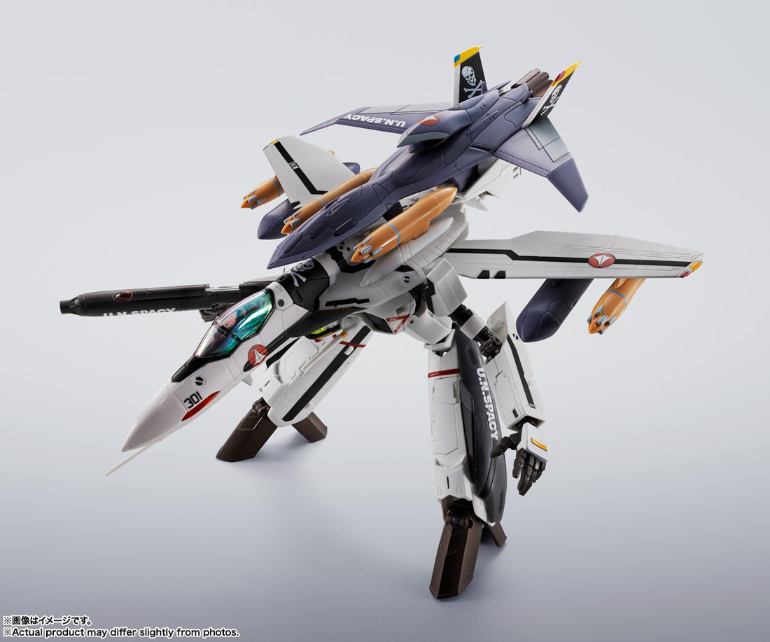 BANDAI SPIRITS HI-METAL R Macross Zero VF-0S Phoenix Roy Focker Custom + QF-2200D-B Ghost Action Figure