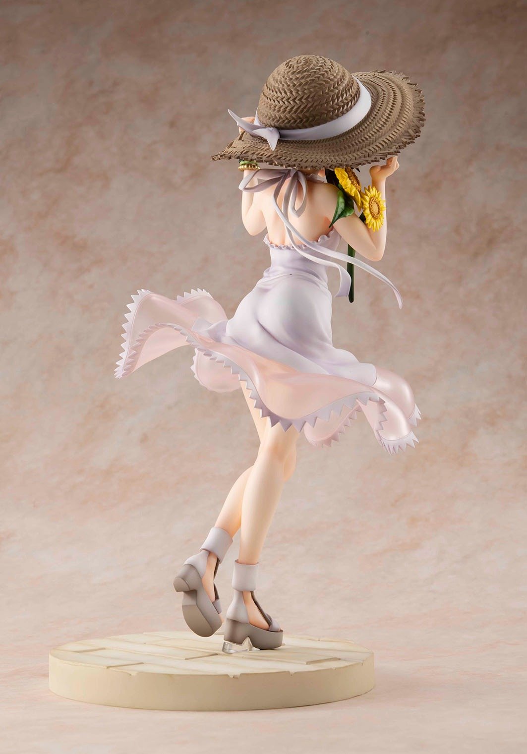 KONOSUBA Legend of Crimson Megumin Sunflower One-Piece Dress Ver. 1/7 Scale Figure - product view 6
