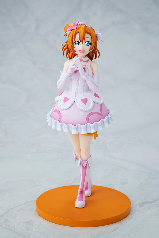 Love Live! Honoka Kosaka Bokutachi wa Hitotsu no Hikari Ver. Figure - product view 1