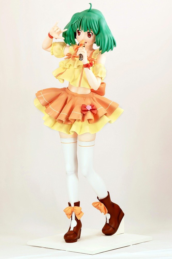 Macross Frontier Ranka Lee Life-Size 1/1 Scale Figure - product view 4