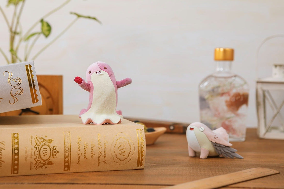 Made in Abyss Maaa Mini Flocked Figure - product view 5