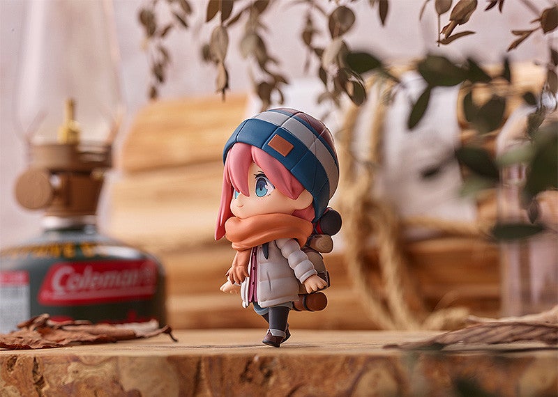 Nendoroid 1623 Laid-Back Camp Nadeshiko Kagamihara: Solo Camp Ver. Action Figure official Good Smile Company product image