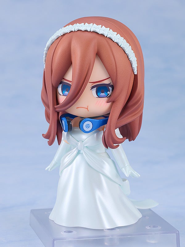 Nendoroid 2374 The Quintessential Quintuplets ∽ Miku Nakano Wedding Dress Ver. Action Figure official Good Smile Company product image