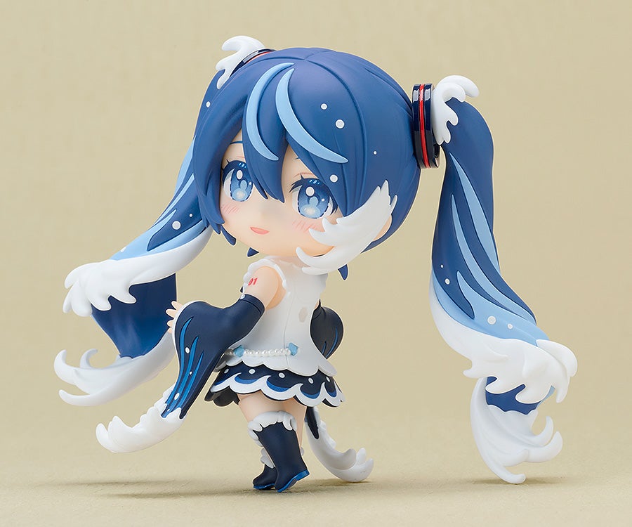 Nendoroid 3145 Character Vocal Series 01: Hatsune Miku Katsushika Hokusai Collaboration Ver. (Rella) Action Figure - product view 5