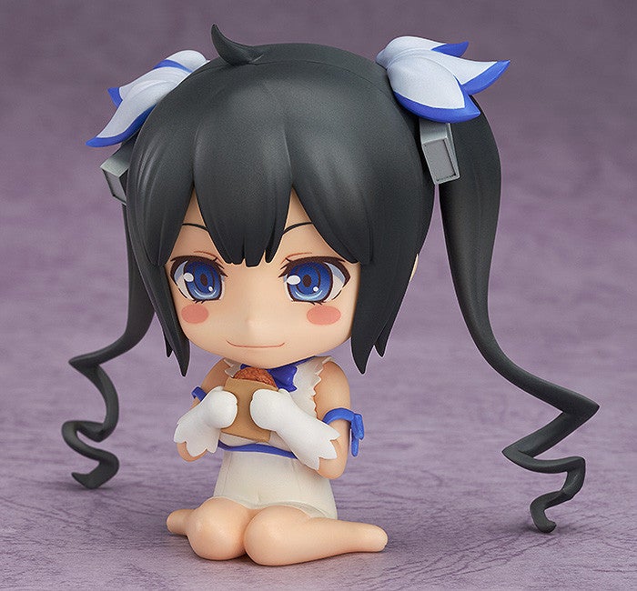 Nendoroid 560 Is It Wrong to Try to Pick Up Girls in a Dungeon? Hestia Reissue Action Figure official Good Smile Company product image