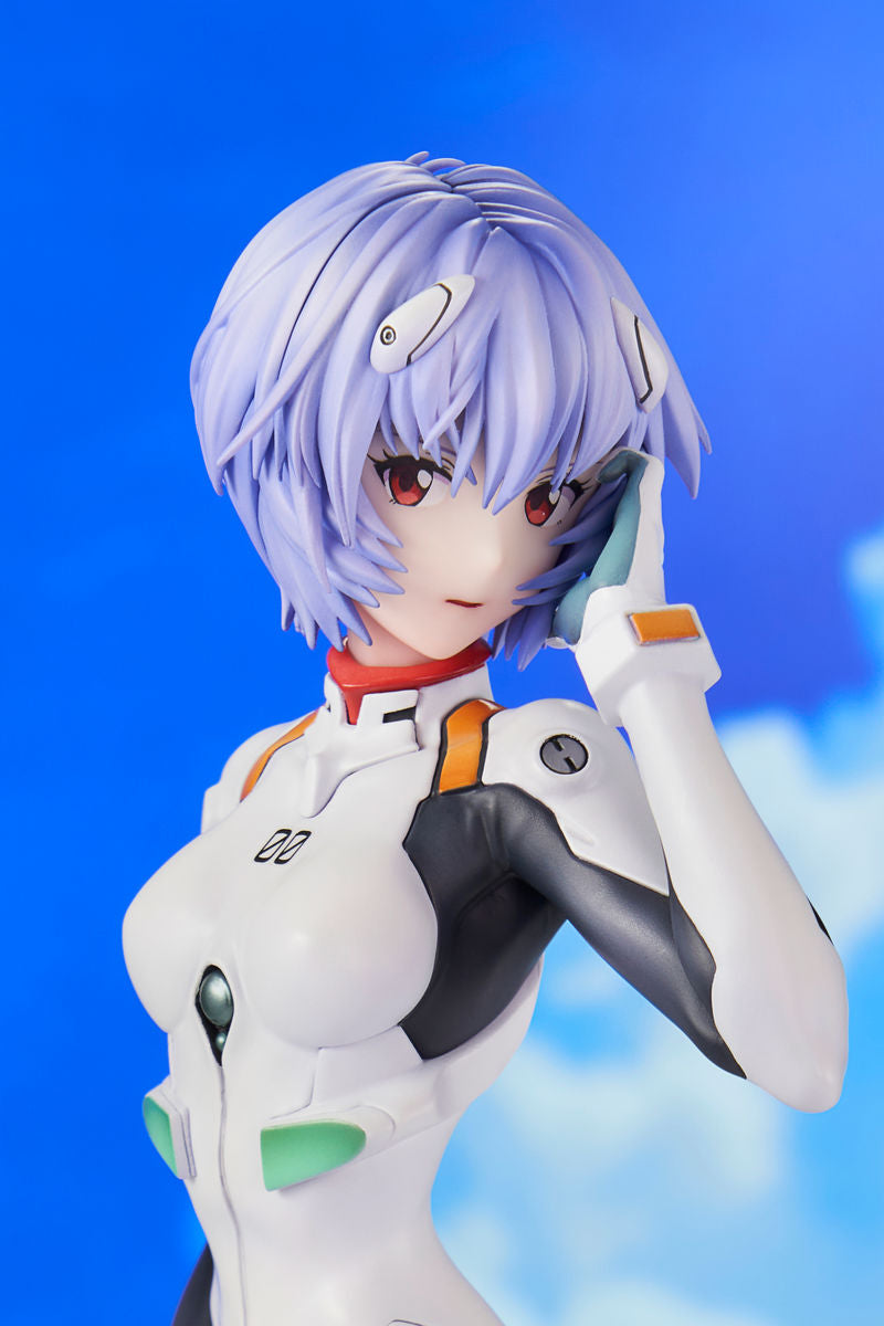 Neon Genesis Evangelion Collector’s Edition Rei Ayanami 1/7 Scale Figure - product view 2