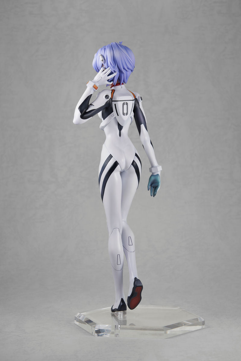 Neon Genesis Evangelion Collector’s Edition Rei Ayanami 1/7 Scale Figure - product view 8