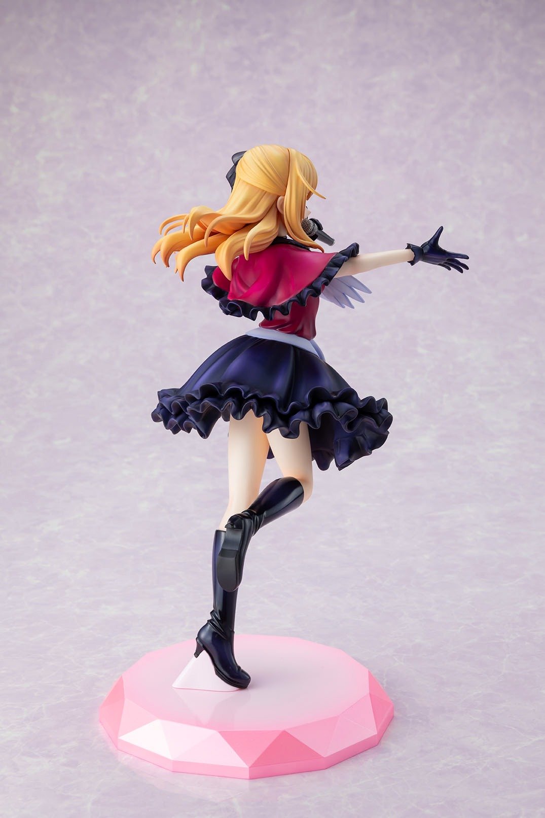 OSHI NO KO Ruby 1/7 Scale Figure - product view 10