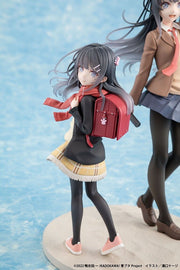 Rascal Does Not Dream Mai Sakurajima High School Graduation Ver. and Knapsack Kid Figure Set - product view 7