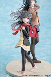 Rascal Does Not Dream Mai Sakurajima High School Graduation Ver. and Knapsack Kid Figure Set KADOKAWA Special Set - product view 5