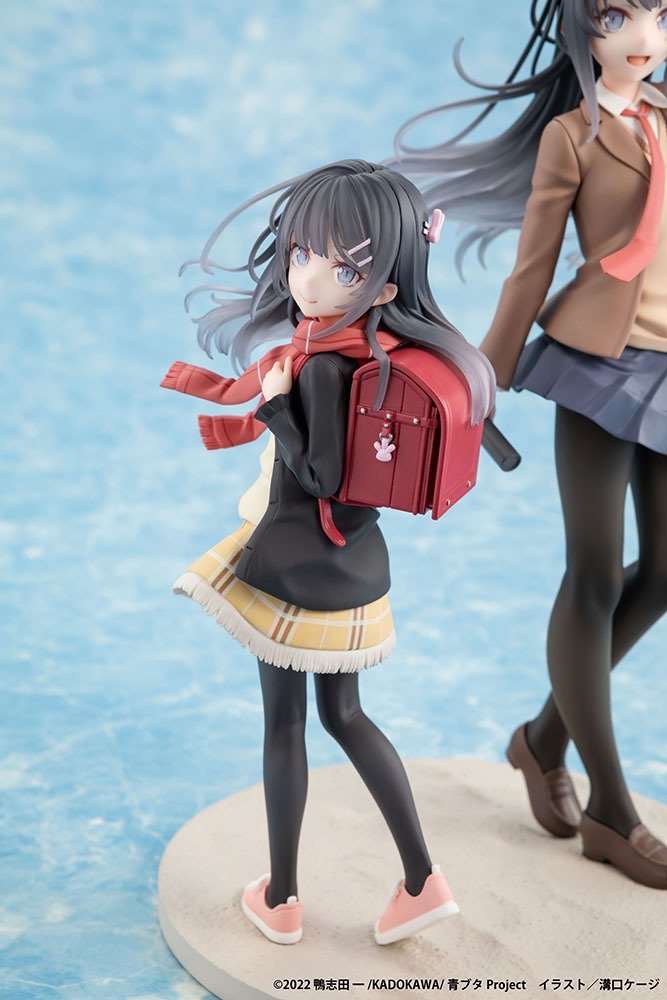 Rascal Does Not Dream Mai Sakurajima High School Graduation Ver. and Knapsack Kid Figure Set KADOKAWA Special Set - product view 8