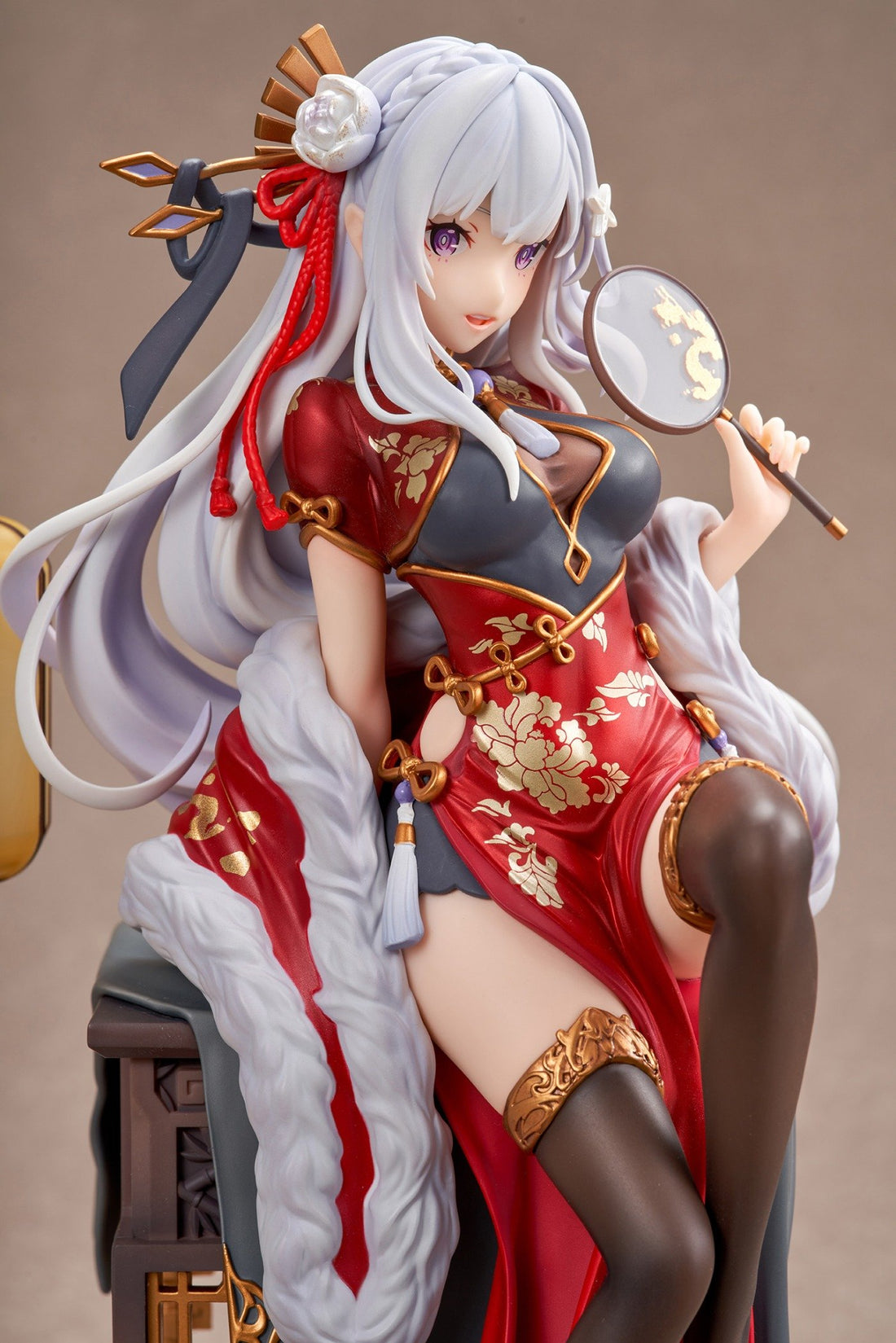 Re:ZERO Emilia Elegant Beauty 2024 New Year Ver. 1/7 Scale Figure - product view 8