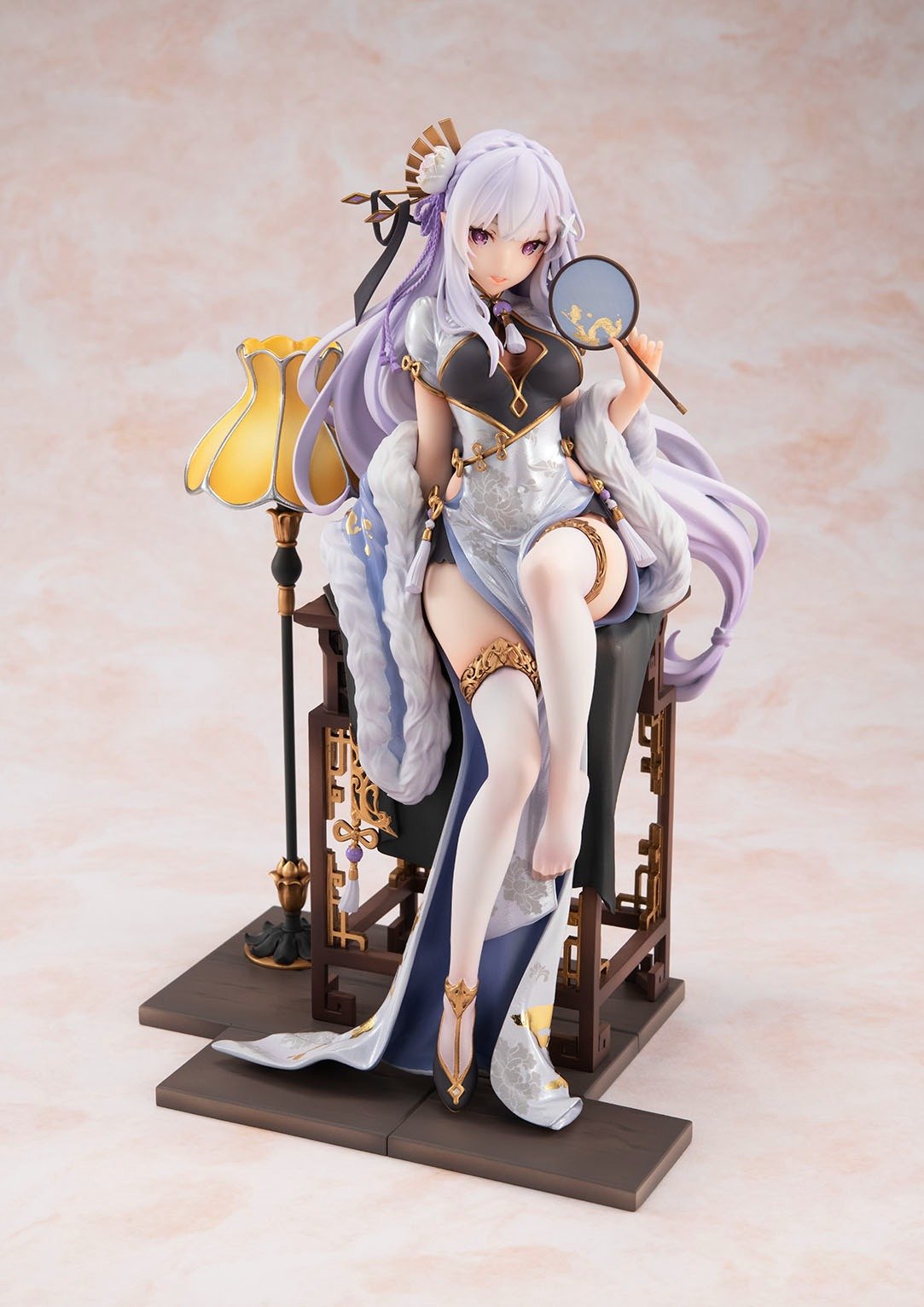 Re:ZERO Emilia Elegant Beauty Ver. 1/7 Scale Figure - product view 6