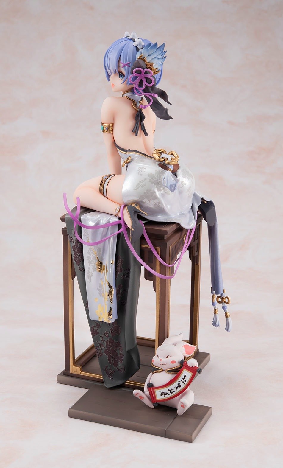 Re:ZERO Rem Elegant Beauty Ver. 1/7 Scale Figure - product view 3