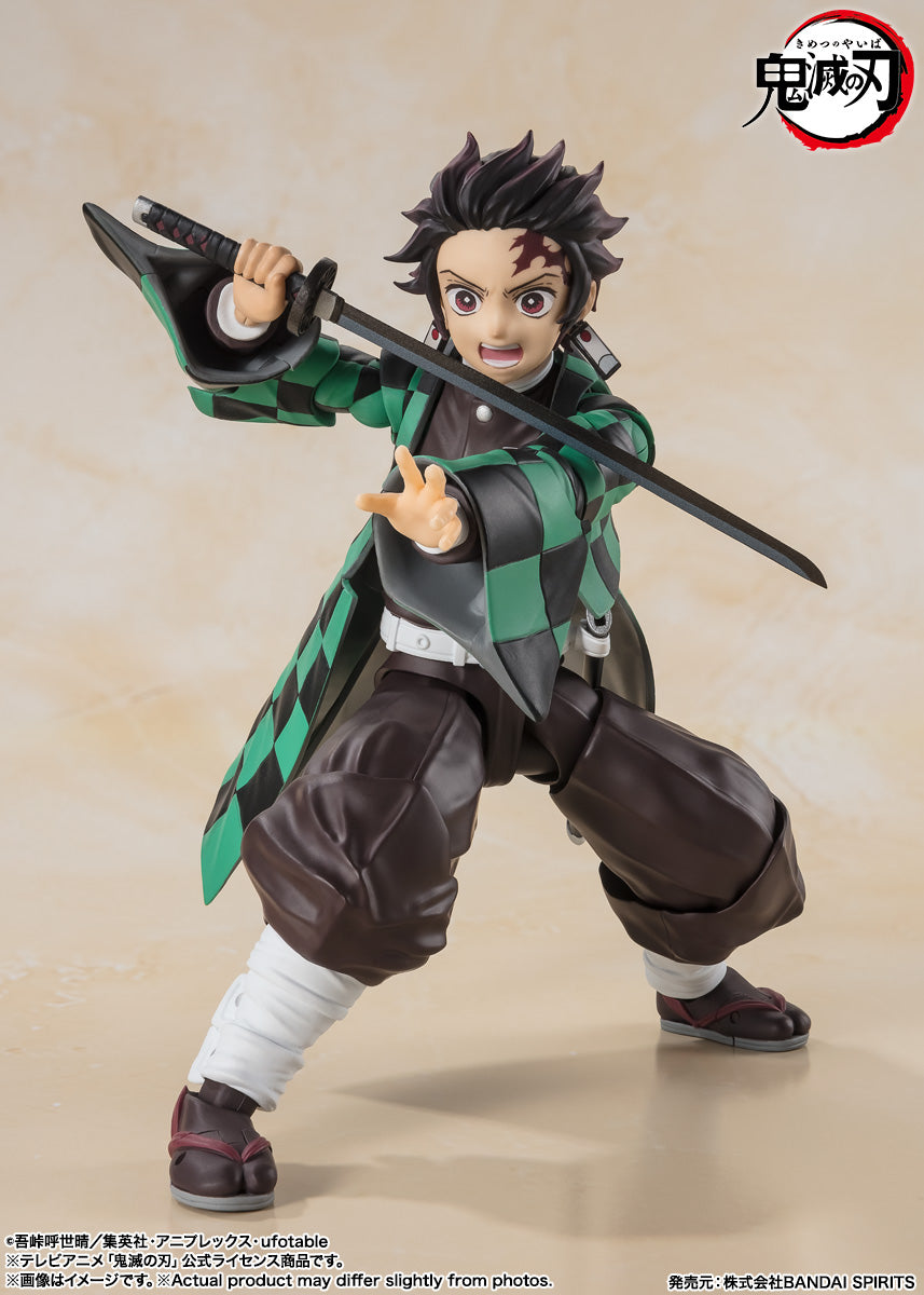 BANDAI SPIRITS S.H.Figuarts Demon Slayer: Kimetsu no Yaiba Tanjiro Kamado Action Figure
