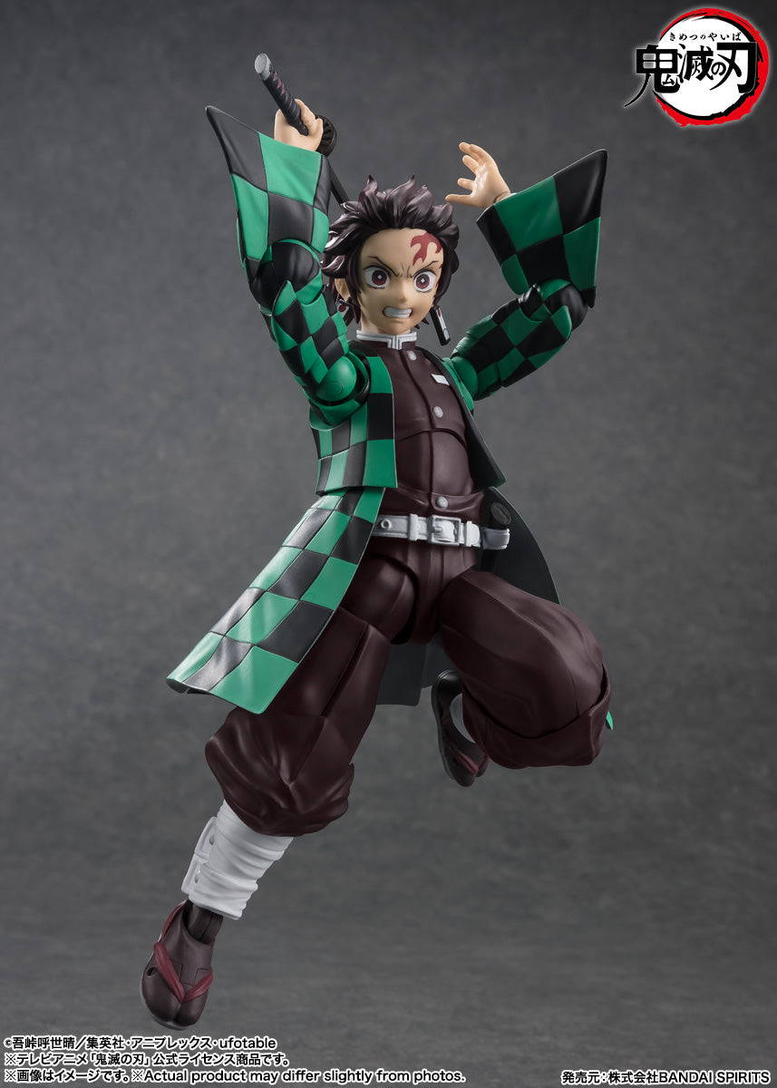 BANDAI SPIRITS S.H.Figuarts Demon Slayer: Kimetsu no Yaiba Tanjiro Kamado Action Figure