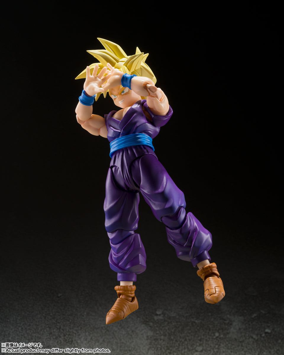 BANDAI SPIRITS S.H.Figuarts Dragon Ball Z Super Saiyan Son Gohan Warrior Who Surpassed Goku Reissue Action Figure