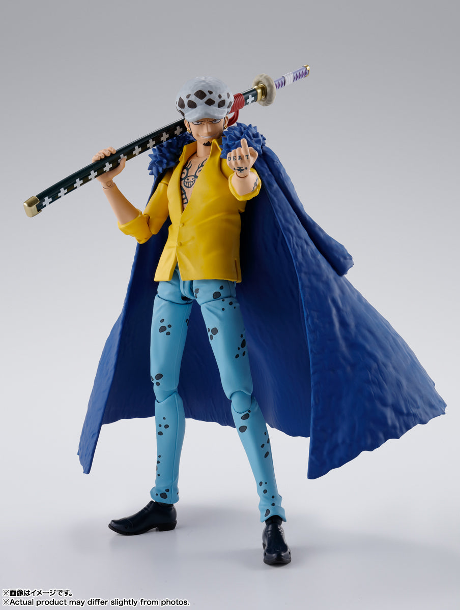 BANDAI SPIRITS S.H.Figuarts ONE PIECE Trafalgar Law Onigashima Raid Action Figure
