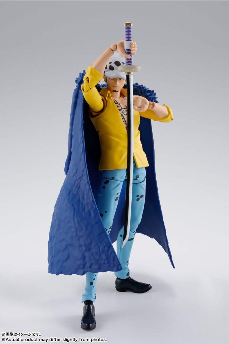 BANDAI SPIRITS S.H.Figuarts ONE PIECE Trafalgar Law Onigashima Raid Action Figure