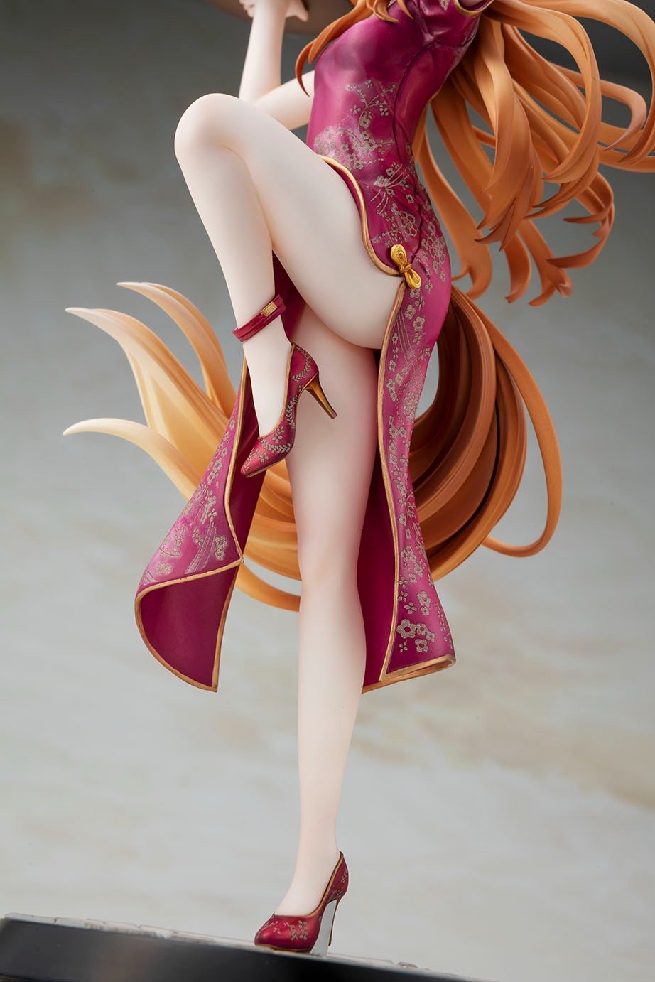 Spice and Wolf Holo Chinese Dress Ver. 1/7 Scale Figure - product view 8