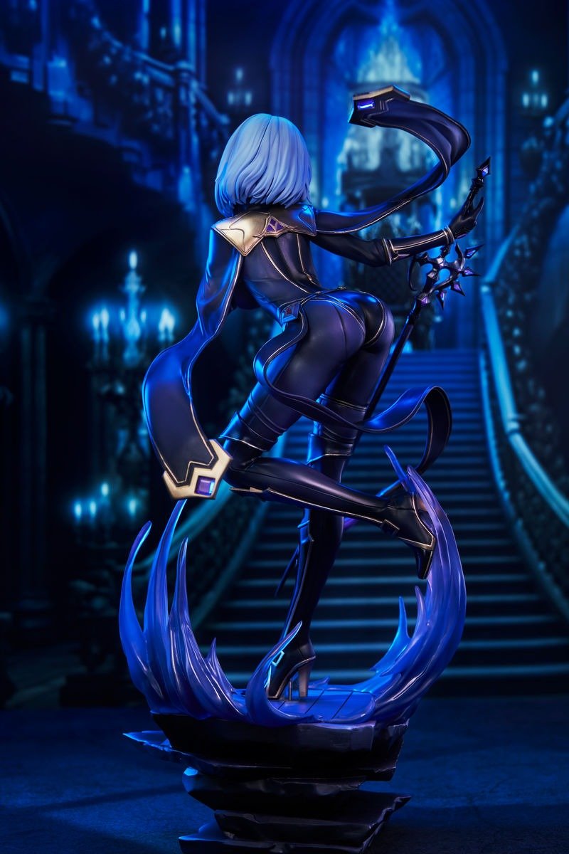 The Eminence in Shadow Beta Light Novel Ver. 1/7 Scale Figure - product view 2