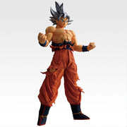Ichiban Kuji Dragon Ball The Chronicle of Goku Son Goku Ultra Instinct MASTERLISE Figure alternate product photo 4