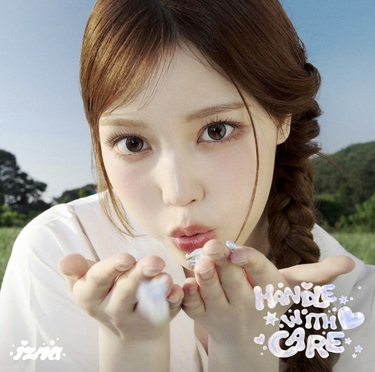 izna HANDLE WITH CARE JEONG SAE BI individual member CD cover