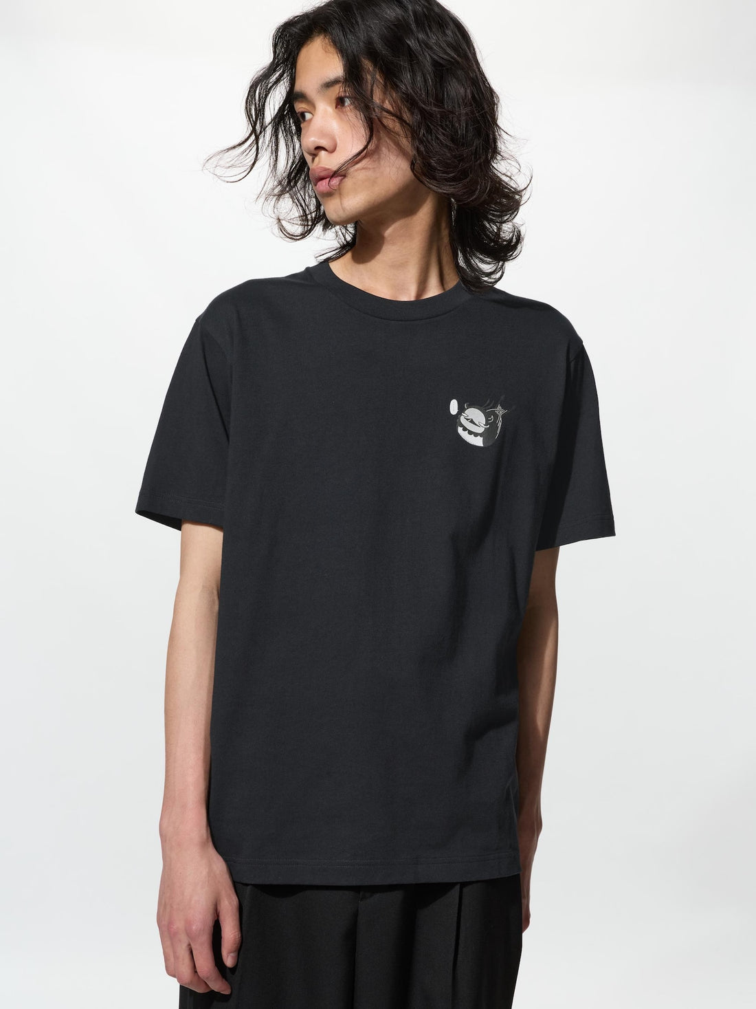 UNIQLO Manga UT Shueisha 100th Black Clover Nero T-Shirt - Black official UNIQLO product photo 02