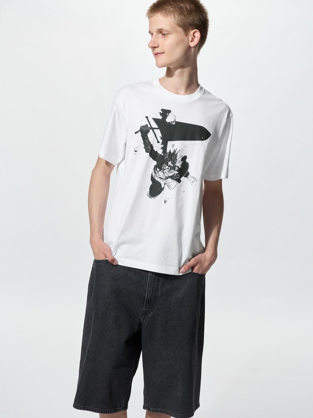 UNIQLO Manga UT Shueisha 100th Black Clover Asta T-Shirt - White official UNIQLO product photo 02