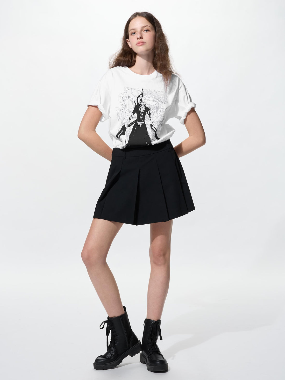 UNIQLO Manga UT Shueisha 100th Bleach Ichigo T-Shirt - White official UNIQLO product photo 03