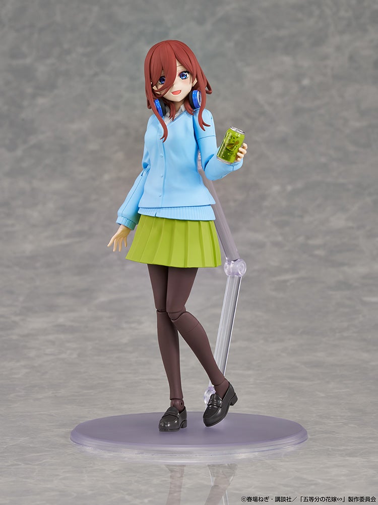 KADOKAWA Plastic Model Series Quintessential Quintuplets Miku Nakano Kit - official product image 1