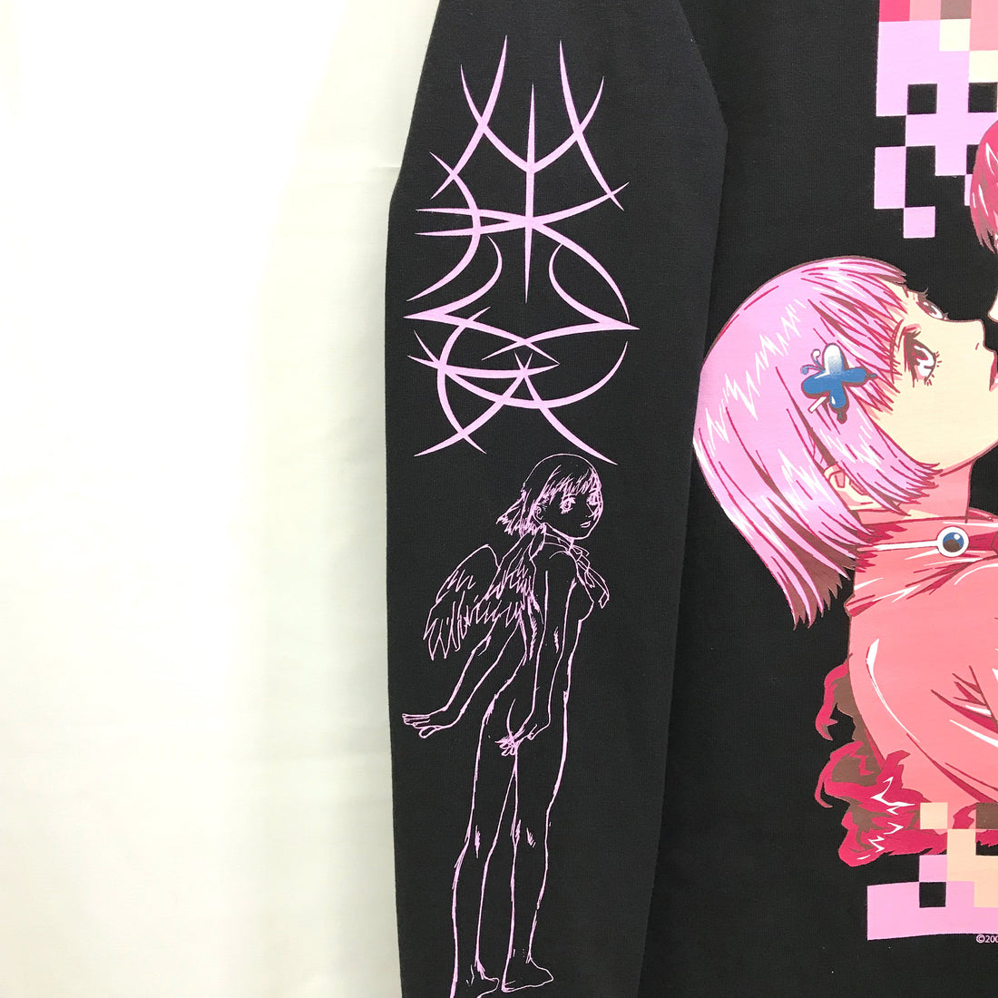 Mezzo Forte x messa Mikura & Momomi Sisters Long-Sleeve T-Shirt in Black - official product photo 4