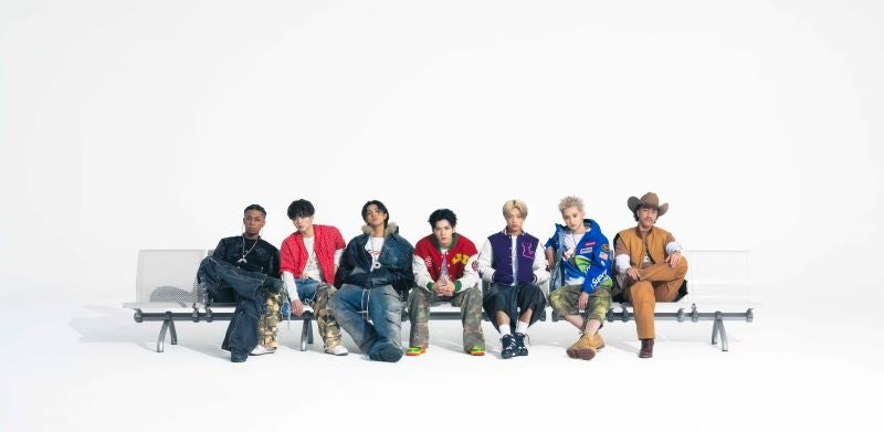 PSYCHIC FEVER from EXILE TRIBE DIFFERENT Standard Edition CD cover