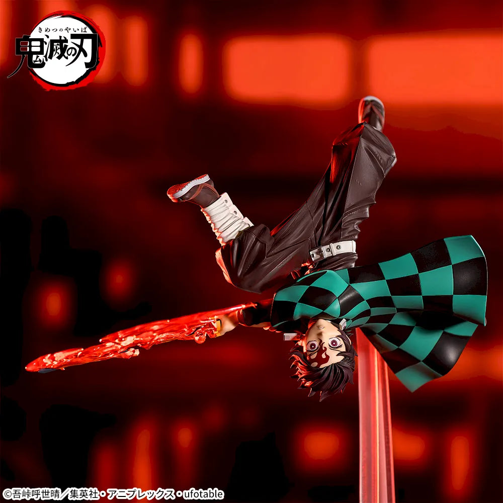 Sega Prize Demon Slayer: Kimetsu no Yaiba Tanjiro Kamado Setting Sun Ver. Luminasta Figure main product photo