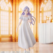 Sega Prize Frieren: Beyond Journey's End Frieren at Vorig Ver. Luminasta Figure main product photo