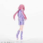 Sega Prize Laid-Back Camp Season 3 Nadeshiko Kagamihara with Cat Desktop x Decorate Collections Figure alternate product photo 3