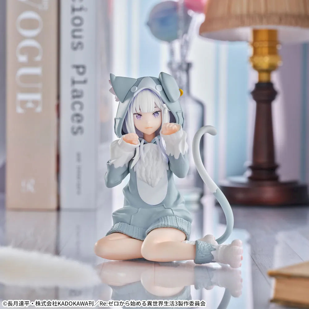 Sega Prize Re:ZERO -Starting Life in Another World- Emilia Fluffy Puck Ver. Yumemirize Figure main product photo